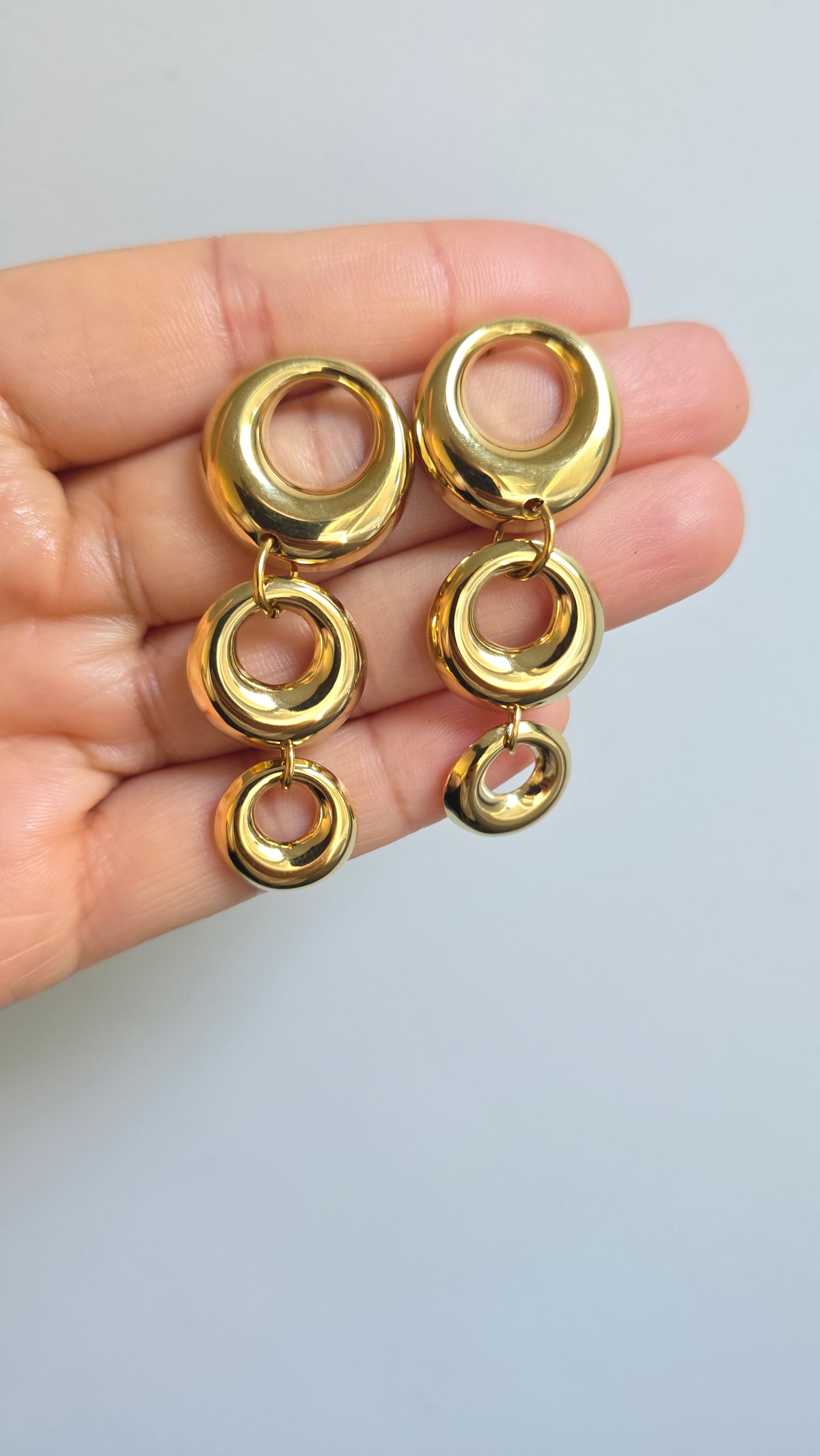 Gold Multi‑Ring Earrings – Modern Cascading Statement Dangles | Lusí