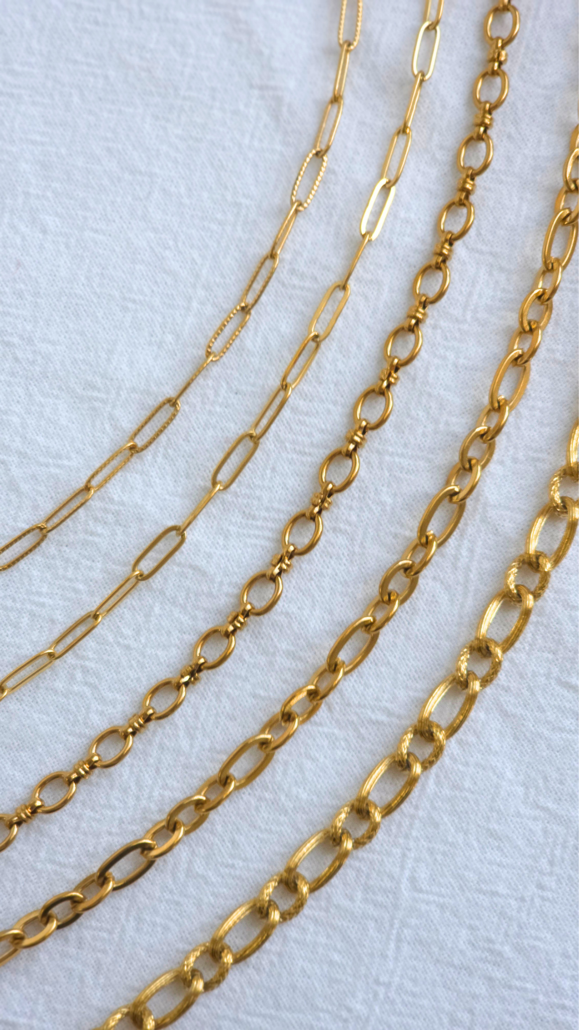 Water‑Resistant Stainless Steel Chain Necklaces – Lusí Charm Bar (5 Styles, 18K Gold‑Plated Finish)