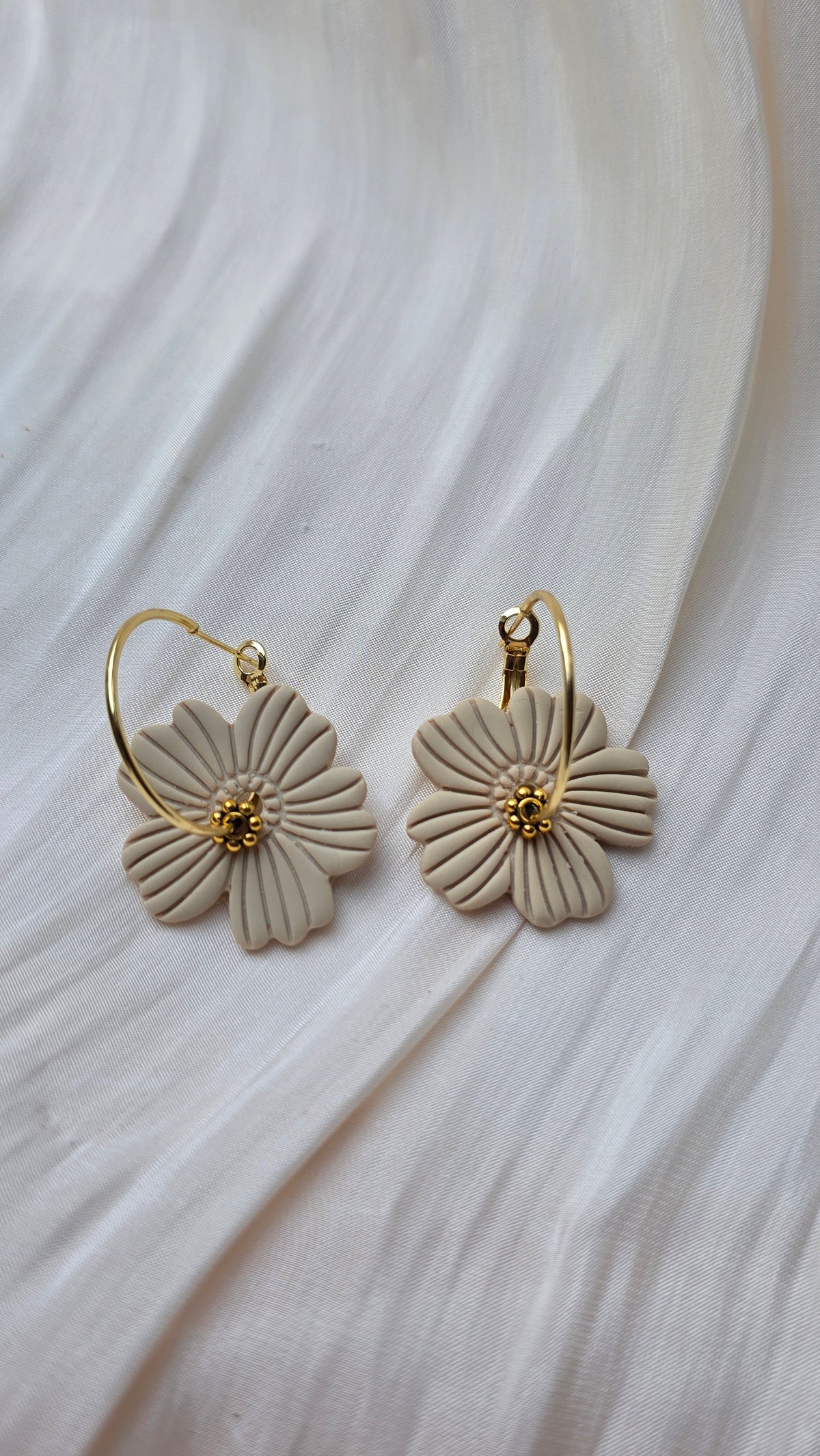 Handmade Floral Petal Earrings – Beige, Brown & White (Hypoallergenic 18K Gold‑Plated Hoops)