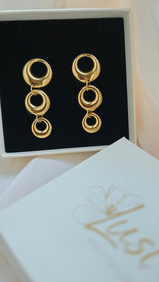 Gold Multi‑Ring Earrings – Modern Cascading Statement Dangles | Lusí