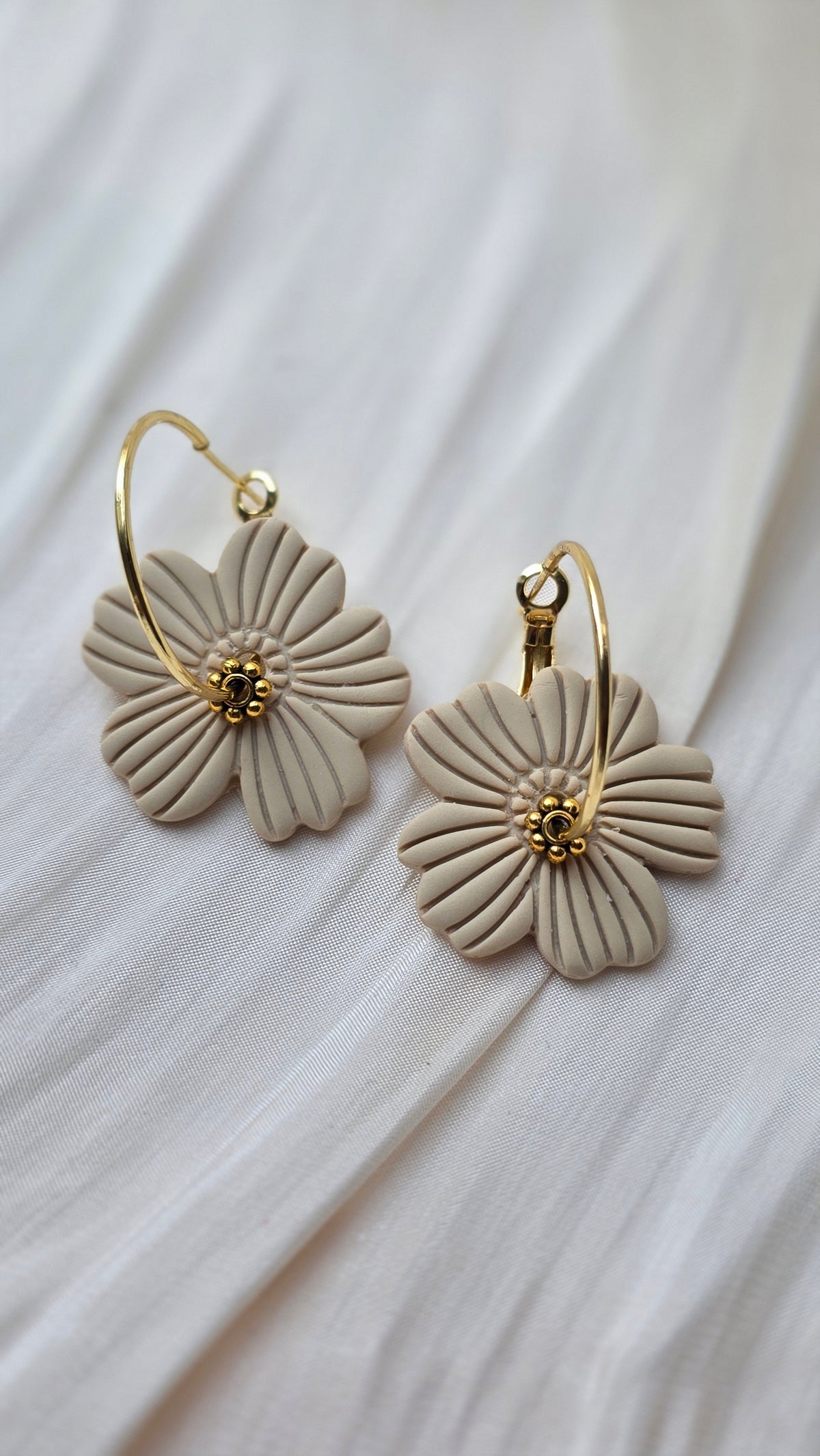 Handmade Floral Petal Earrings – Beige, Brown & White (Hypoallergenic 18K Gold‑Plated Hoops)