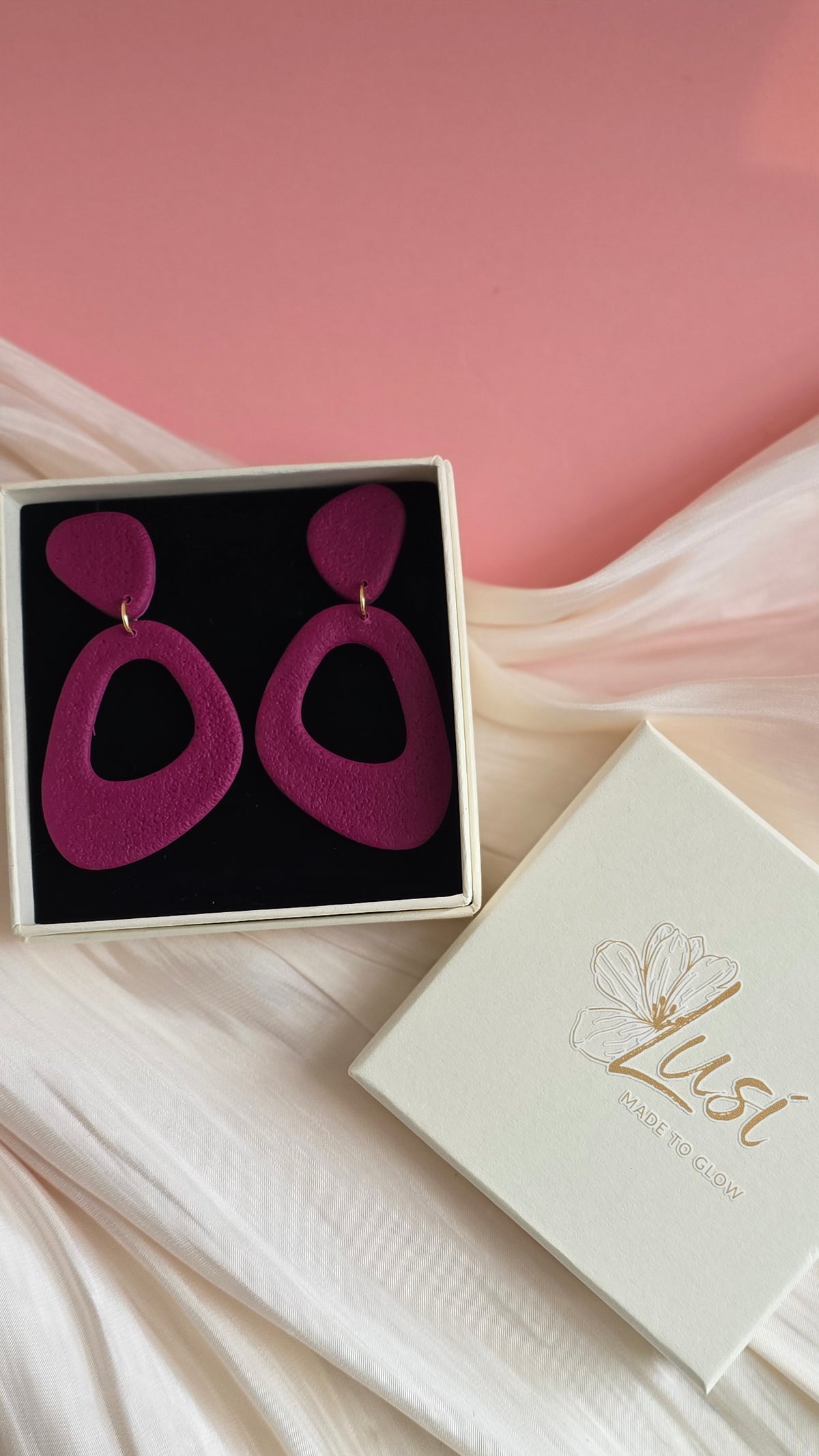 Virtous – 9 cm plum Geometric Earrings